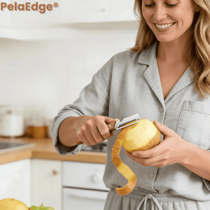 PelaEdge® 2 X 1 (Pelador de verduras con destapador)